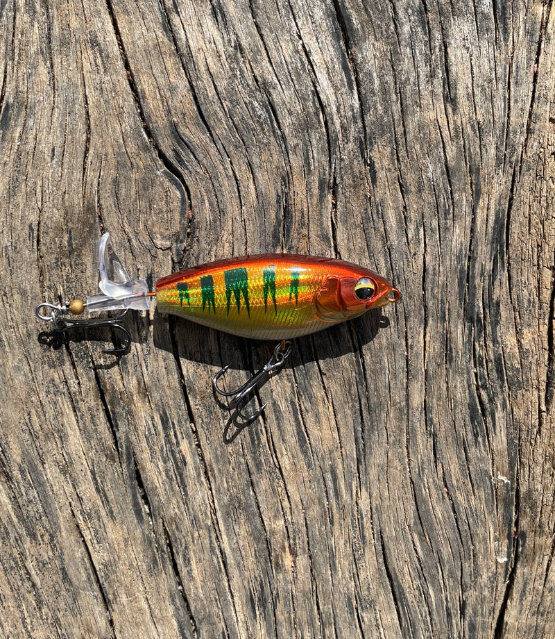 Isca Artificial Flutuante com Hélice 5 unidades + Manual da Pesca de Brinde