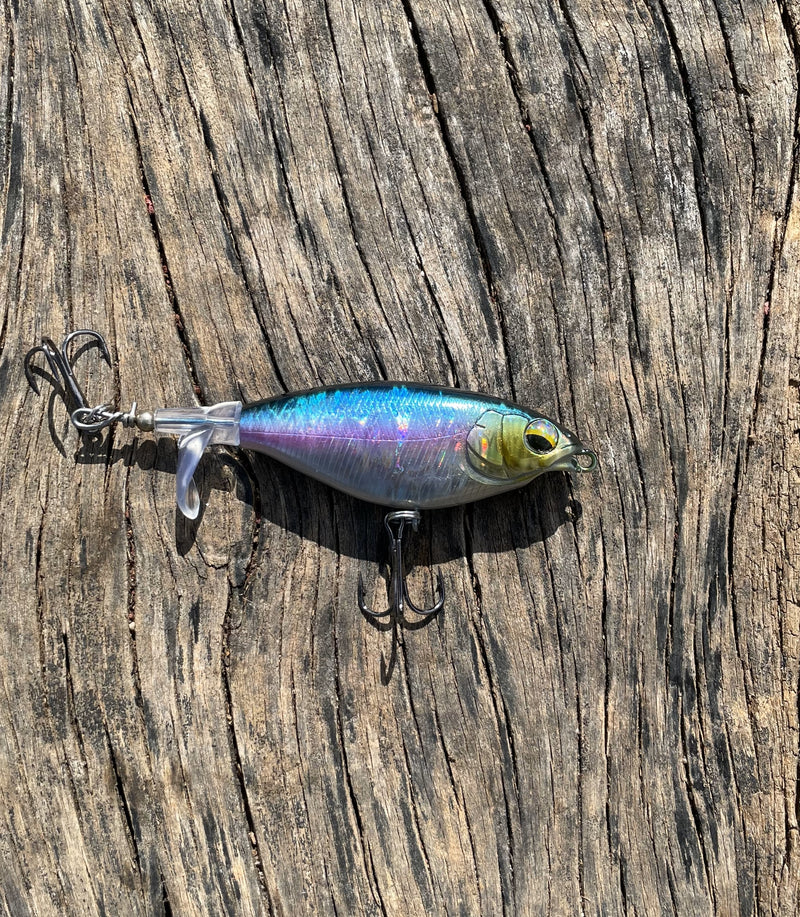 Isca Artificial Flutuante com Hélice 5 unidades + Manual da Pesca de Brinde